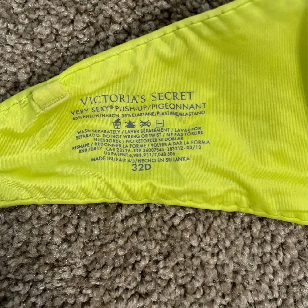 VICTORIA SECRET bras - Picture 3 of 6